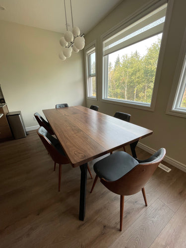 Why Custom Hardwood Tables Are the Best Choice for First-Time Homeowners in Edmonton