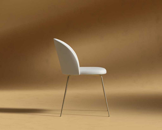 Iris Chair