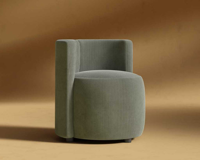 Nova Lounge Chair