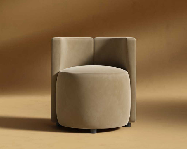 Nova Lounge Chair