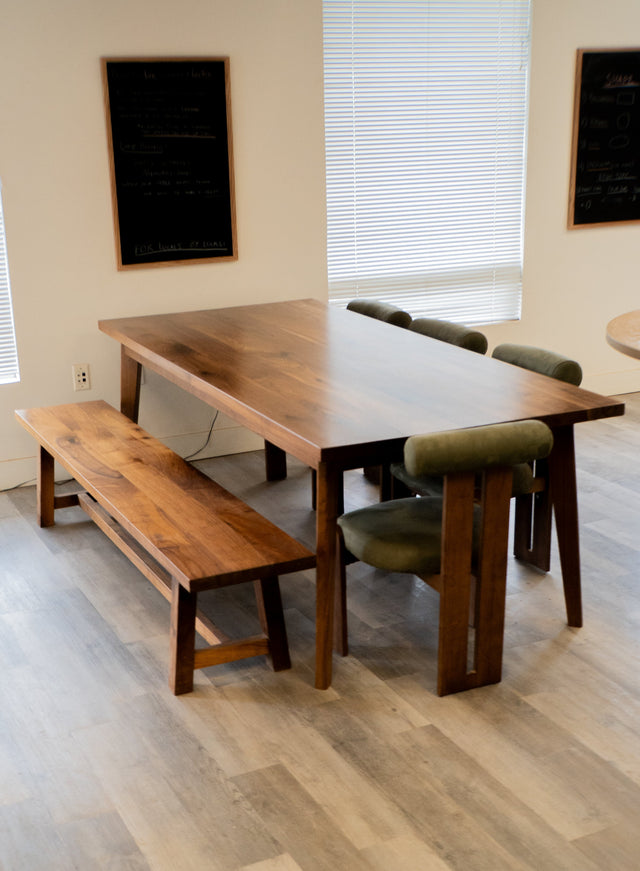 Before You Order a Custom Dining Table in Edmonton, Measure These 5 Things First